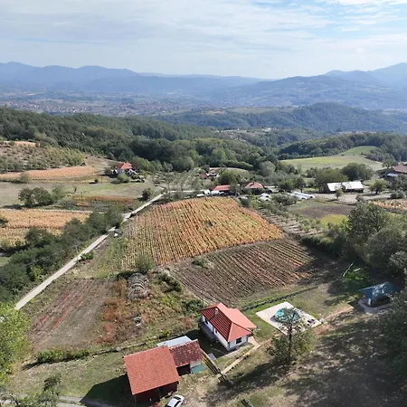 Brusnica Konaci Case de vacanță *