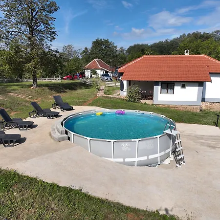 Case de vacanță Brusnica Konaci