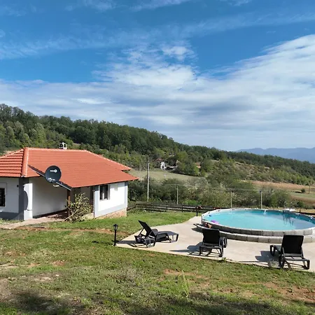 Brusnica Konaci Vikendica Gornji Milanovac