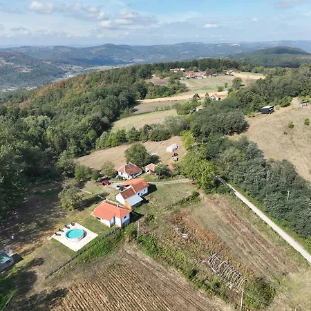 Brusnica Konaci Vikendica